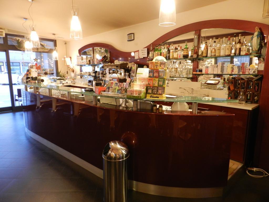 Locanda Trattoria Caffe Cavour Cittadella Exterior foto